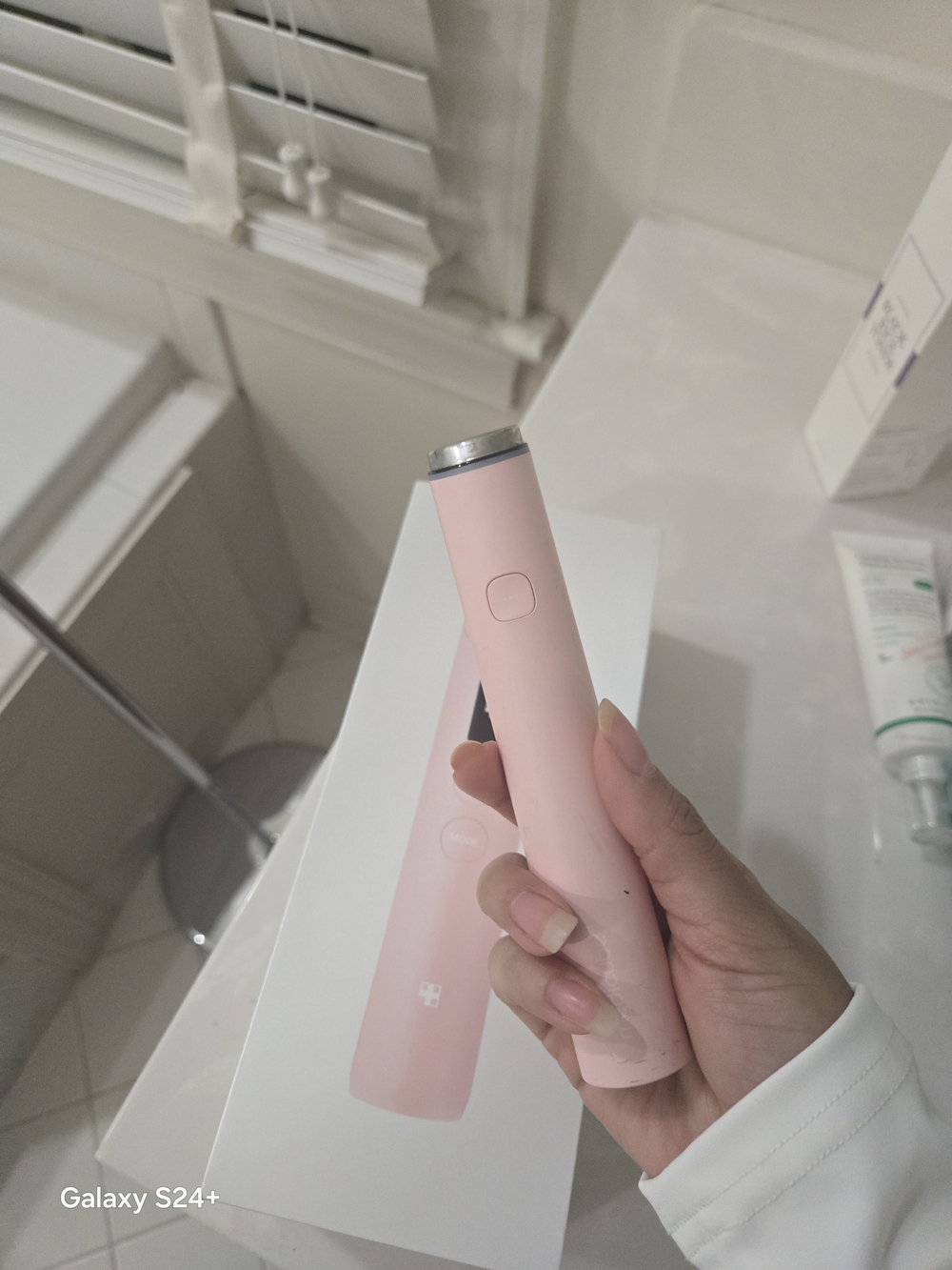 Pink Facial Eye Massager - Women Skincare